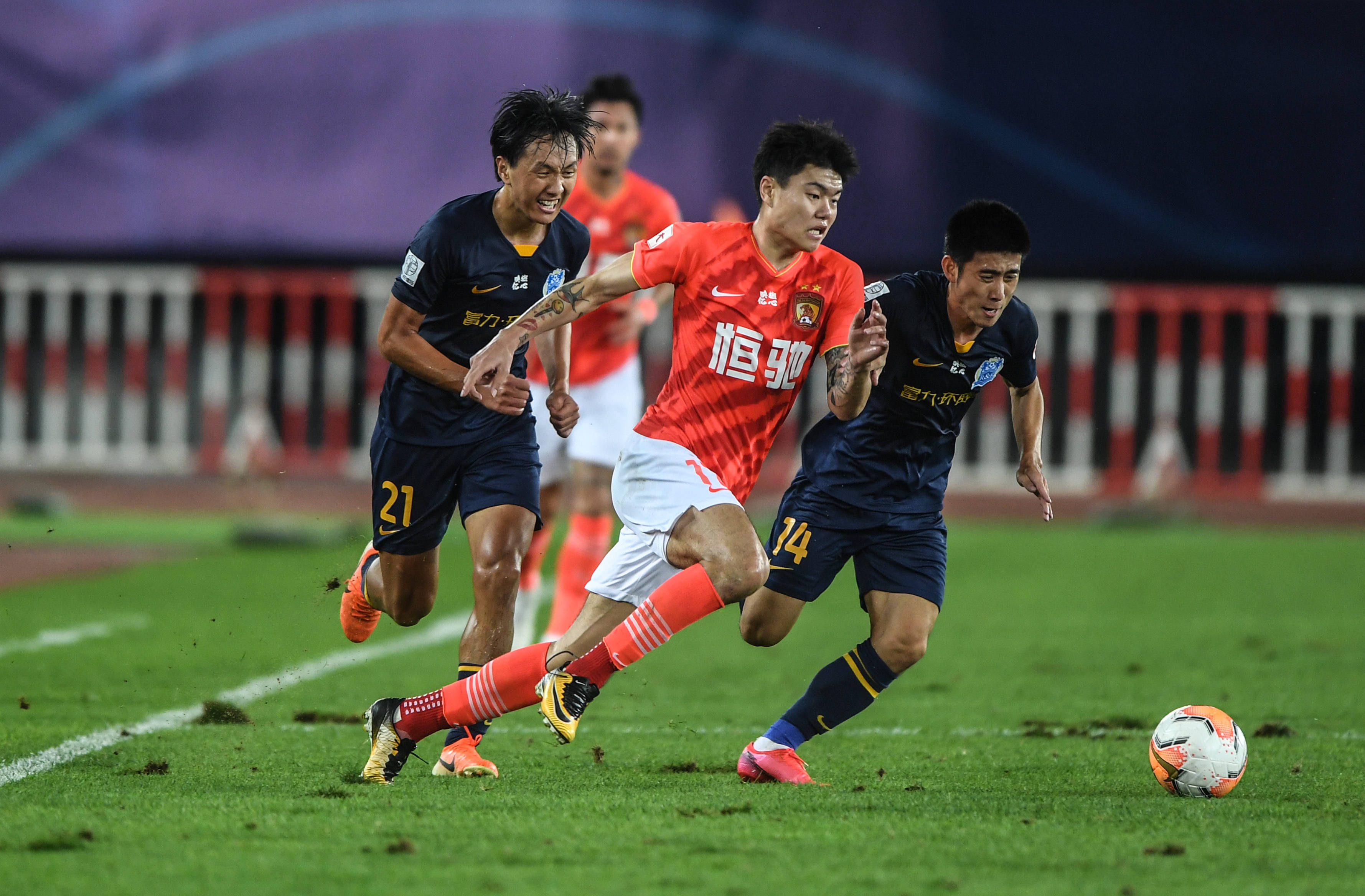 都体现了他 都体现了他